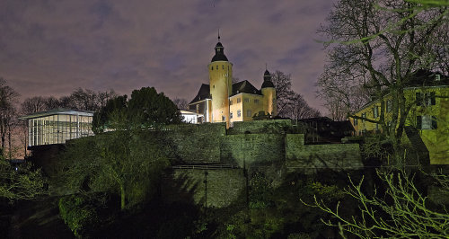 Das neue Schloss erwacht (Foto:Philipp Ising)