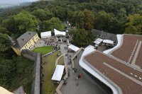 Das Schlossareal während der Eröffnungsfeierlichkeiten; (c) Philipp Ising